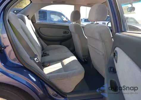 2002 Kia Spectra Ls z USA, uszkodzony, nr VIN KNAFB121225190970